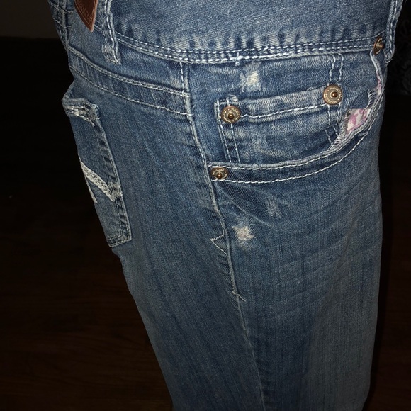 Jeans - Picture 3 of 4